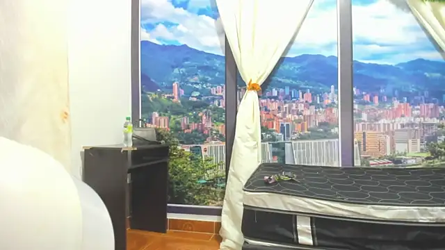 SabrinaAndEddy live sex cam