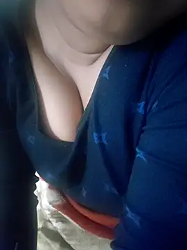 nidhi7180's cam snapshot