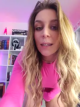 LilyOrion live sex cam