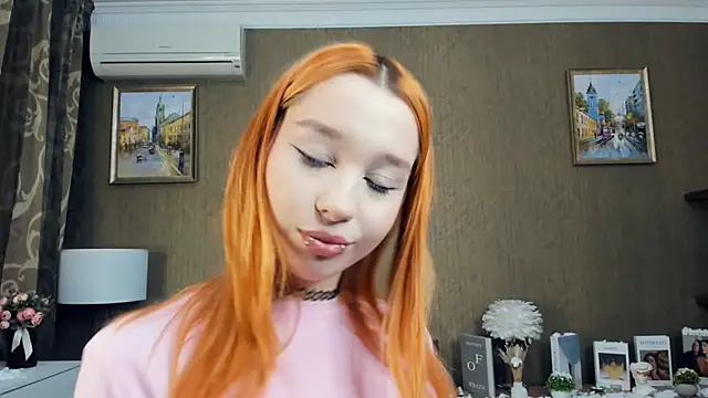 NelleCaram's cam snapshot