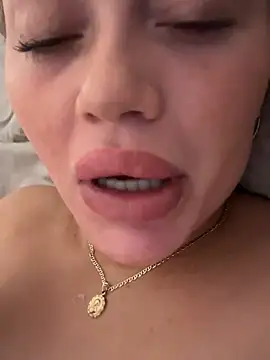 blissdimicco live sex cam