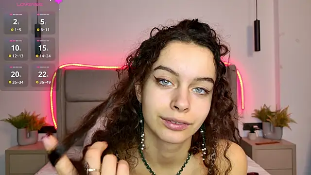 Luna_Starlight's cam snapshot