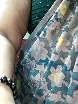 abinaya26's cam snapshot