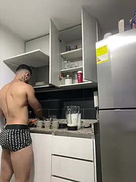 Ezzio_Scolaro's cam snapshot