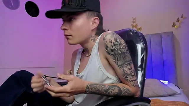 Nascary_Fox's cam snapshot