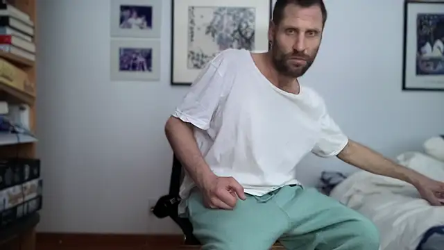 FckbbOy's cam snapshot