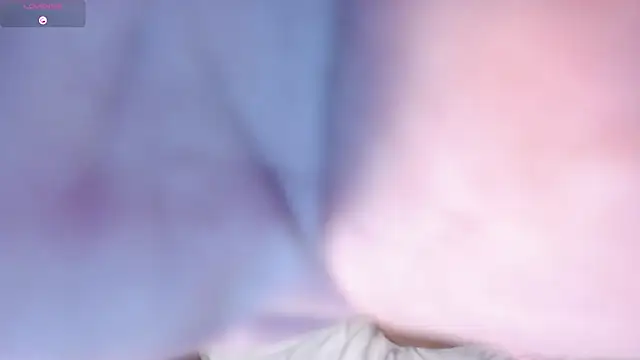 Melaniie01 live sex cam