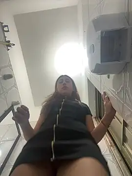 sophie_blue22's cam snapshot