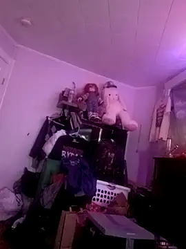 ChuckyyDee's cam snapshot