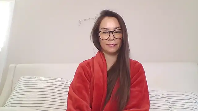 mixedasiangirl's cam snapshot