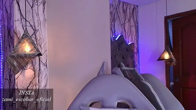 Zami_Escobar_of's cam snapshot