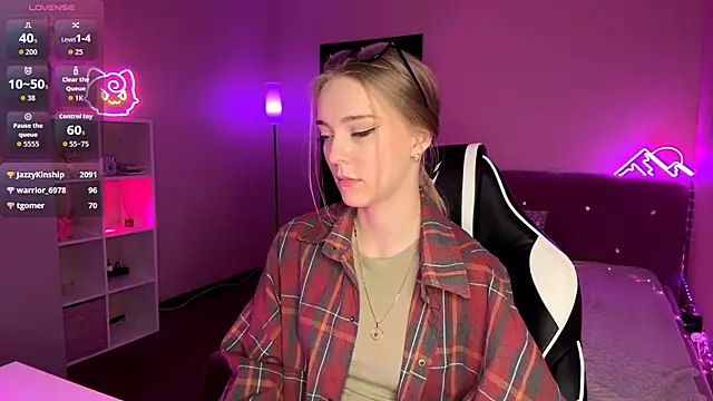 EvaPeace's cam snapshot