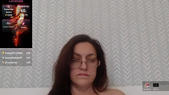 Vivian_Violet_ live sex cam