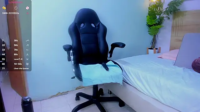 lalytulu99's cam snapshot