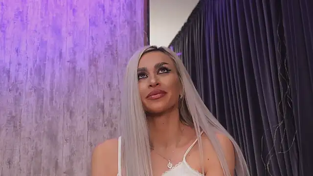 KarlaBart live sex cam