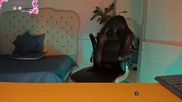 charlotte__grey live sex cam