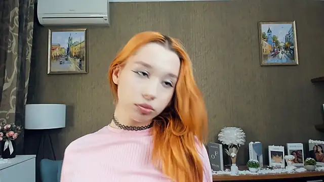 NelleCaram's cam snapshot