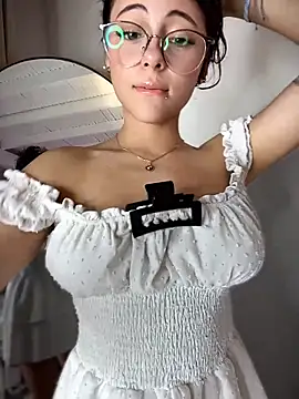 TeaseDollXXX live sex cam