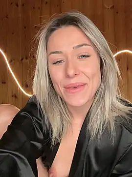 petrouchkaaa_ live sex cam