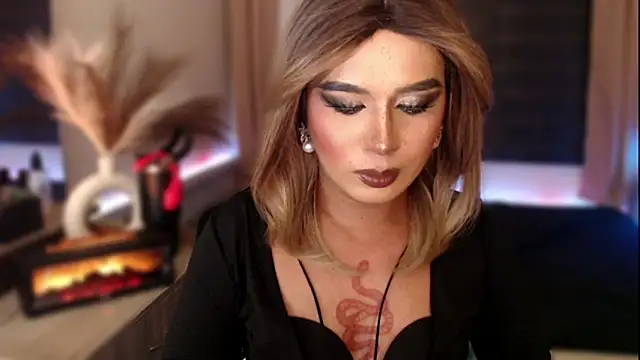 mslilly_croft live sex cam