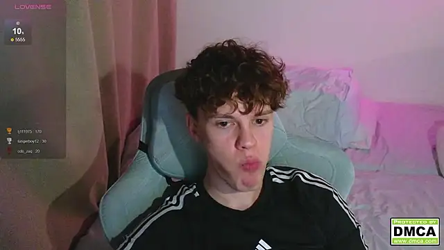 cute_thomas live sex cam