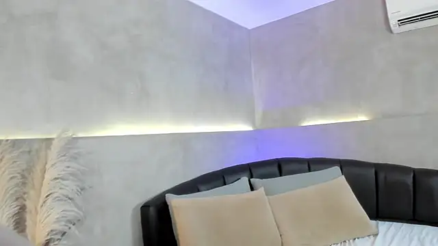 Nicol_Lopez_1's cam snapshot