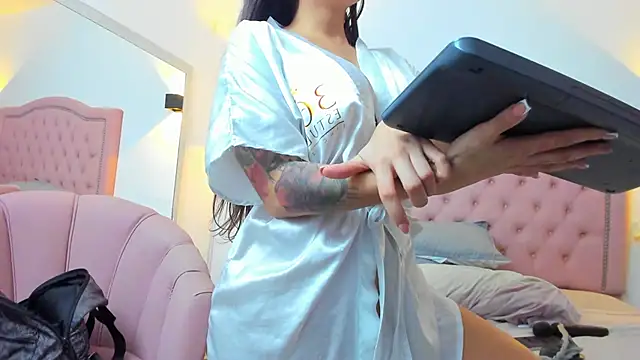 Abbieforero's cam snapshot