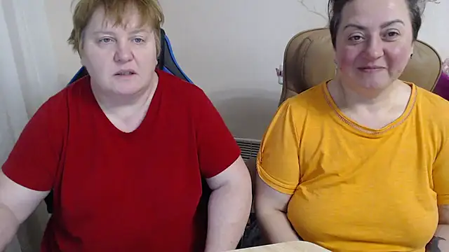 Bertie_Adeline's cam snapshot