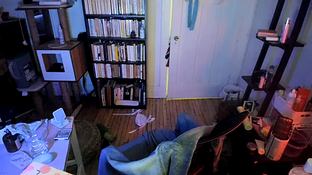 Rosiee69_'s cam snapshot