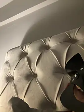 Teengirlmiaa live sex cam