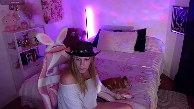 ArchangelTheFrancaise's cam snapshot