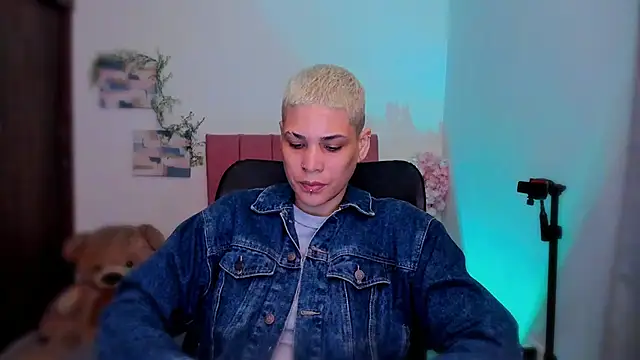 Charlee_pink's cam snapshot