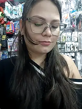 Vale_Saenzz live sex cam