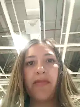 alana_69's cam snapshot