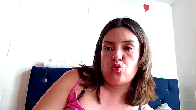 princessbella93's cam snapshot