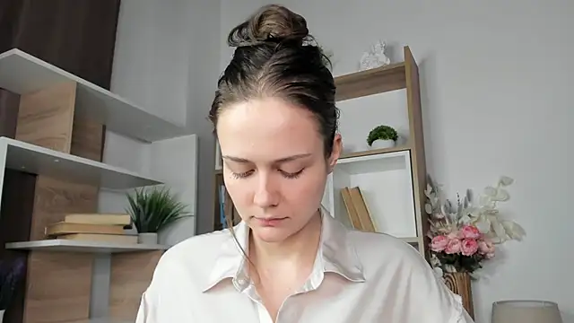 MalvinaTrafford live sex cam