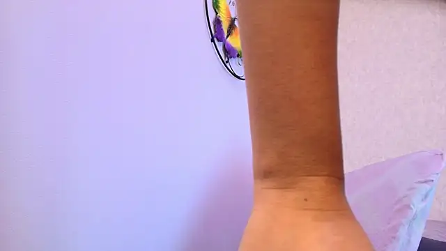 Amy_wats0n's cam snapshot