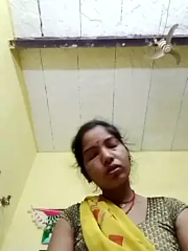 Seema_guptaji's cam snapshot