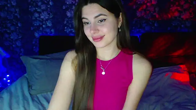 ViollinaLove's cam snapshot