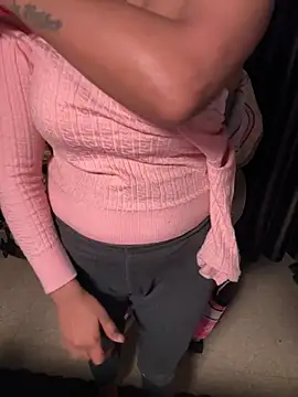 Lucky_Flora's cam snapshot