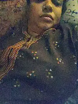 Sexy_bhabhi_011's cam snapshot