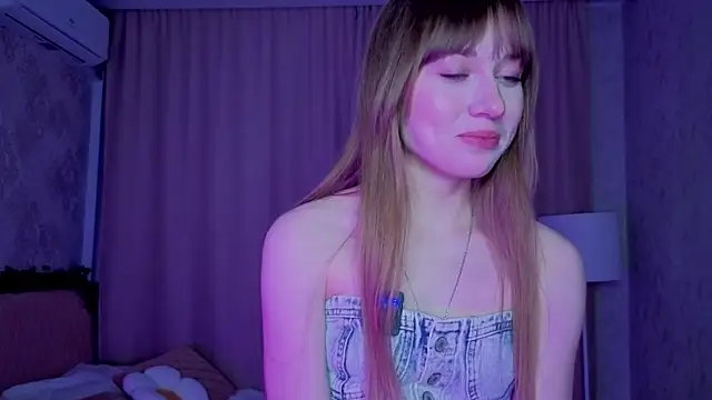 AntoniaDraft live sex cam