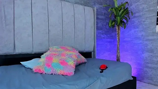 IsabellaRossi_ live sex cam