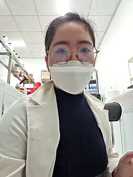 HinaLovely live sex cam