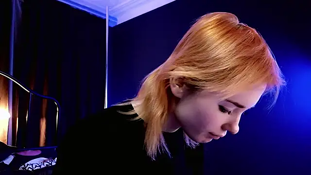 Kiara_Dream live sex cam