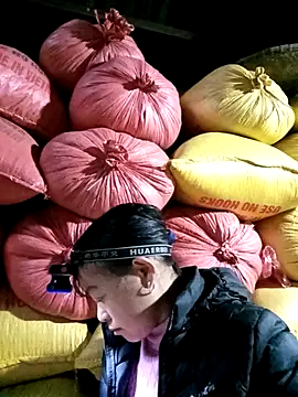 Minnakutew20 live sex cam