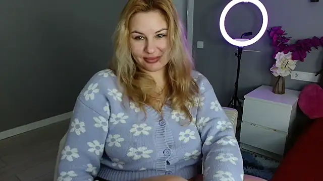 Passion-Blondy's cam snapshot