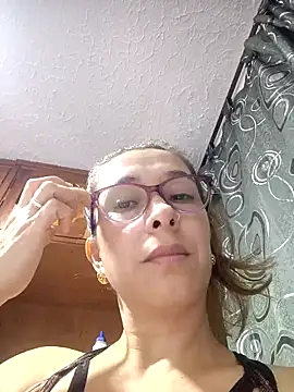 mademonsexy's cam snapshot