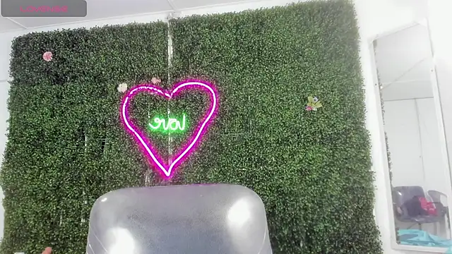 emy_0's cam snapshot