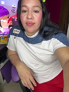 Lovelipsbig's cam snapshot